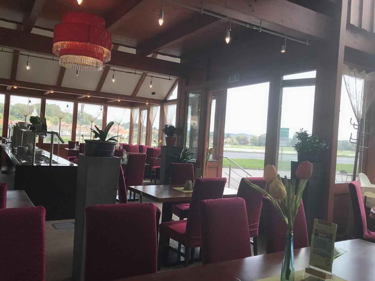 Asia Wok Gasthof อิบส์ อัน แดร์โดเนา ภายนอก รูปภาพ